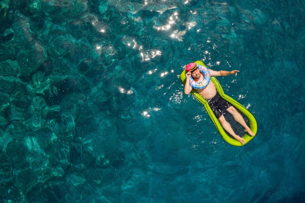 Hab Spaß und Sonne mit junger Crew | sailwithus