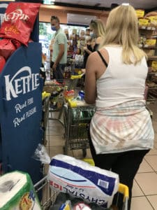 Es ging sofort weiter zum Einkaufen, da wir es kaum abwarten konnten endlich die Leinen los zu werfen.